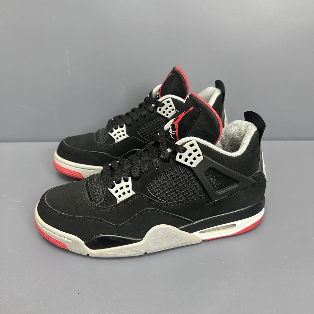95新 AIR JORDAN 44码 aj4黑红 休闲鞋 很新 秒价