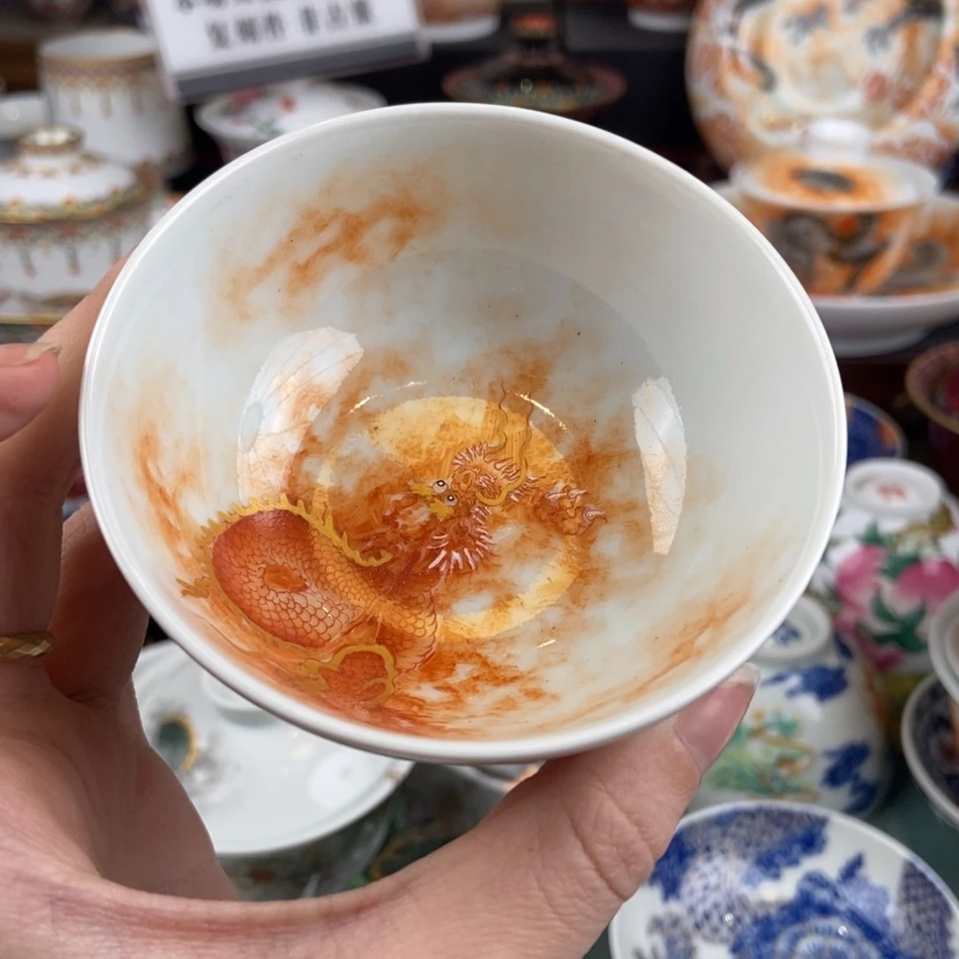 陶瓷的设计师是一个人