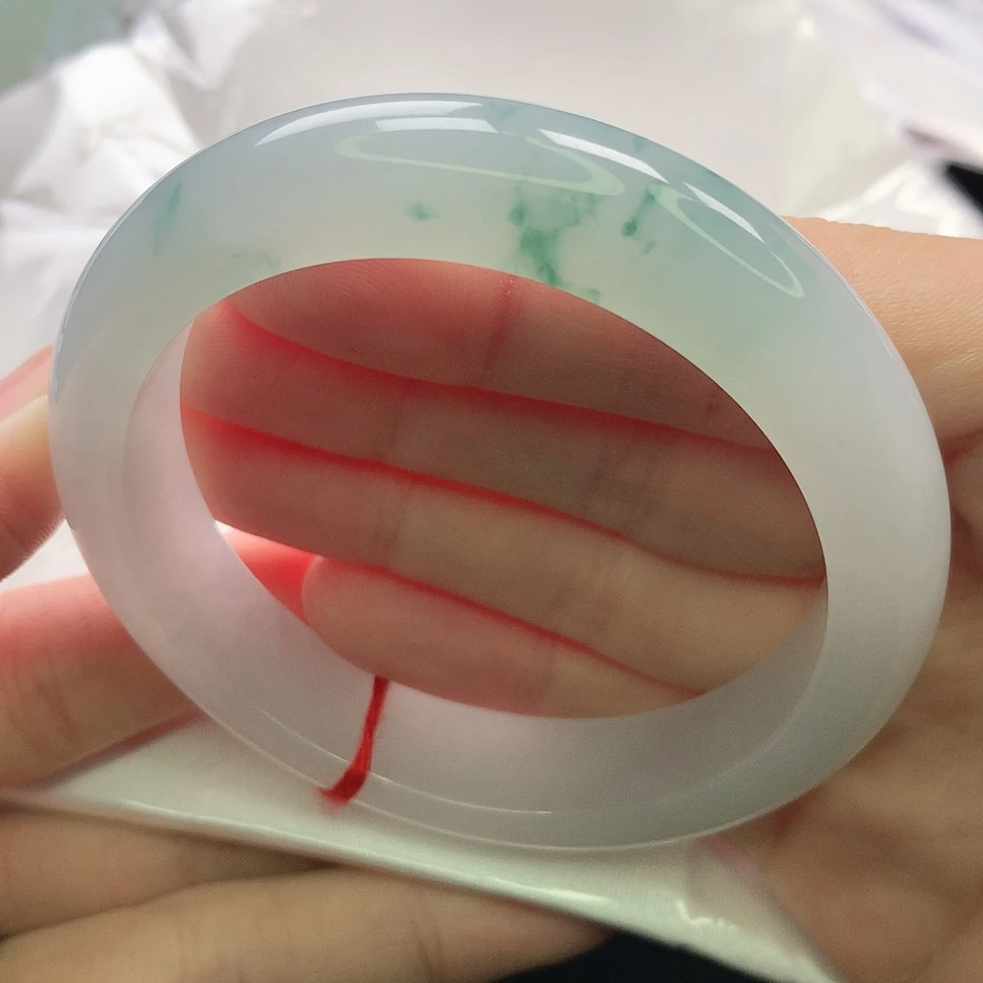 翡翠未镶嵌手镯缅甸5556完美