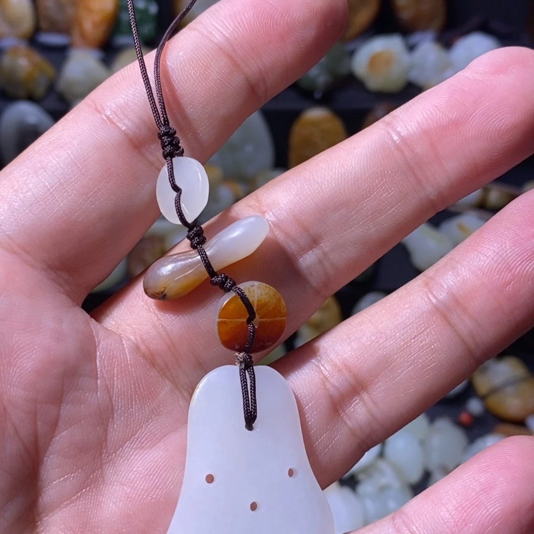 和田玉未镶嵌手链