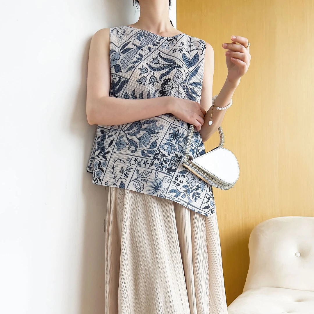 青花瓷新品官网碎花高端褶皱印花国风百搭休闲T恤上衣时尚文艺