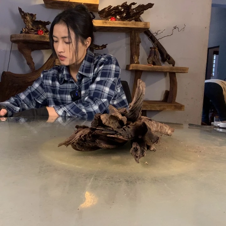 渣****天然的云南紫柚会黄水