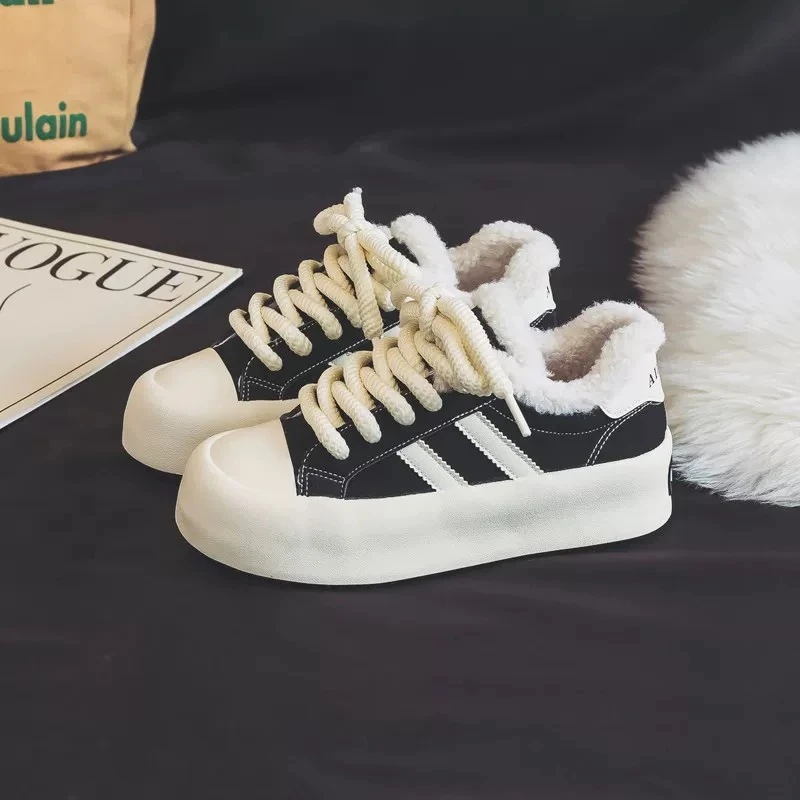 秋冬新款加棉女生韩版加绒时尚板鞋TP507