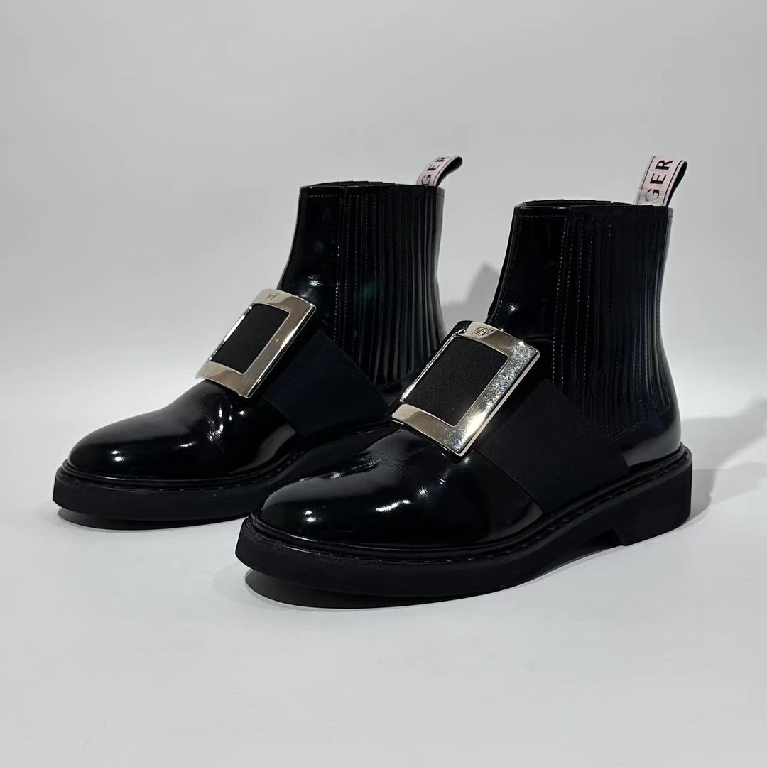 95新 Roger Vivier/罗杰·维威耶 36码 黑色方扣短靴