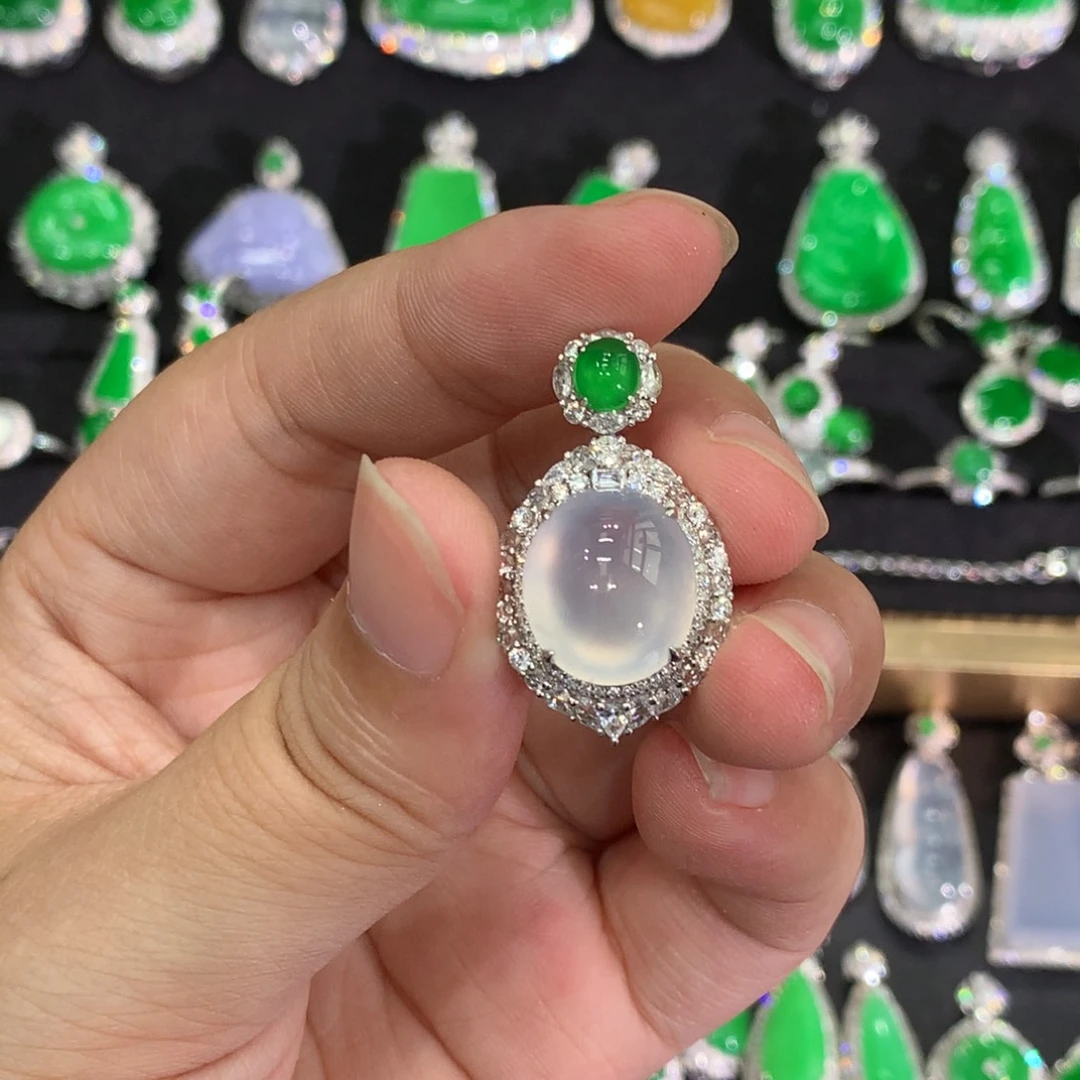 翡翠18K金镶嵌吊坠(不含链)吊坠