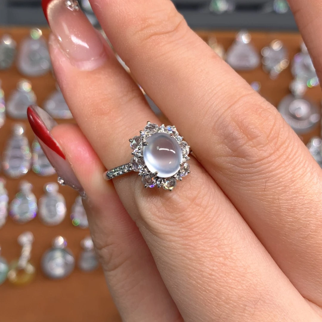 【闪购商品】翡翠戒指18K金镶嵌?****k戒指