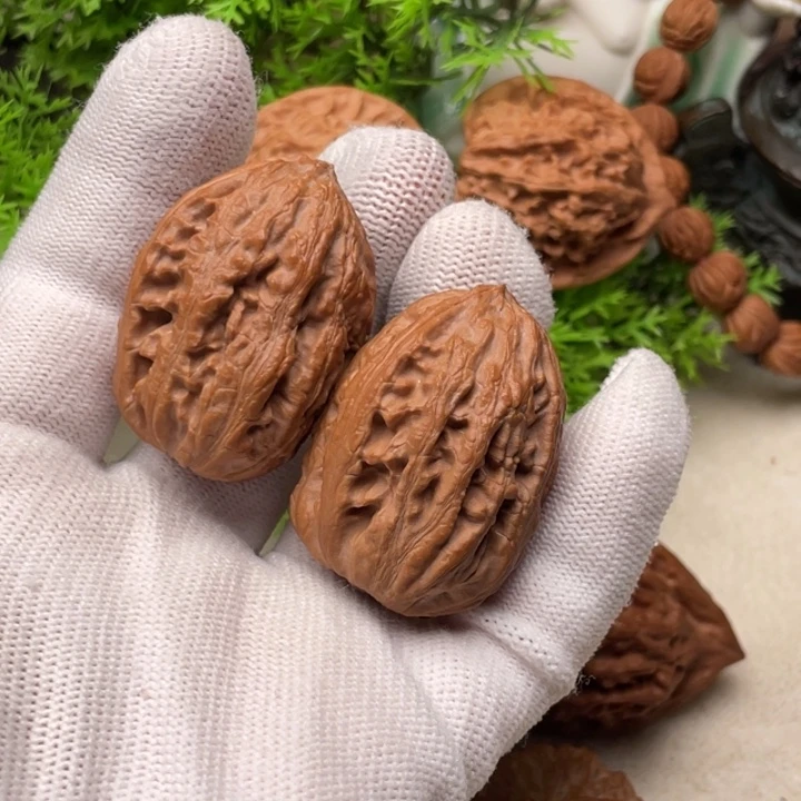 邦***邦野生文玩核桃文玩把件