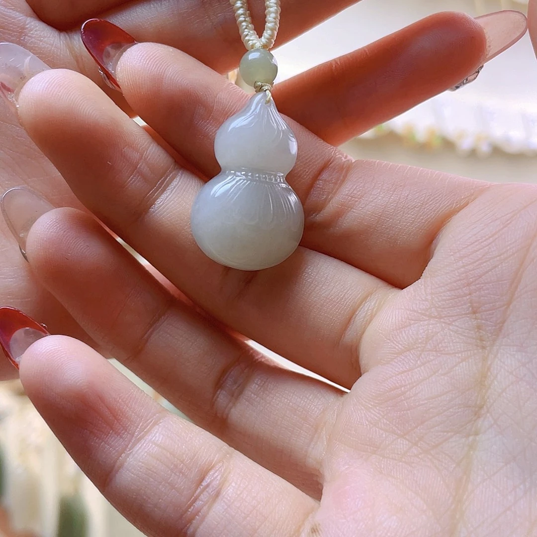 和田玉吊坠(赠链)未镶嵌蔓*羅