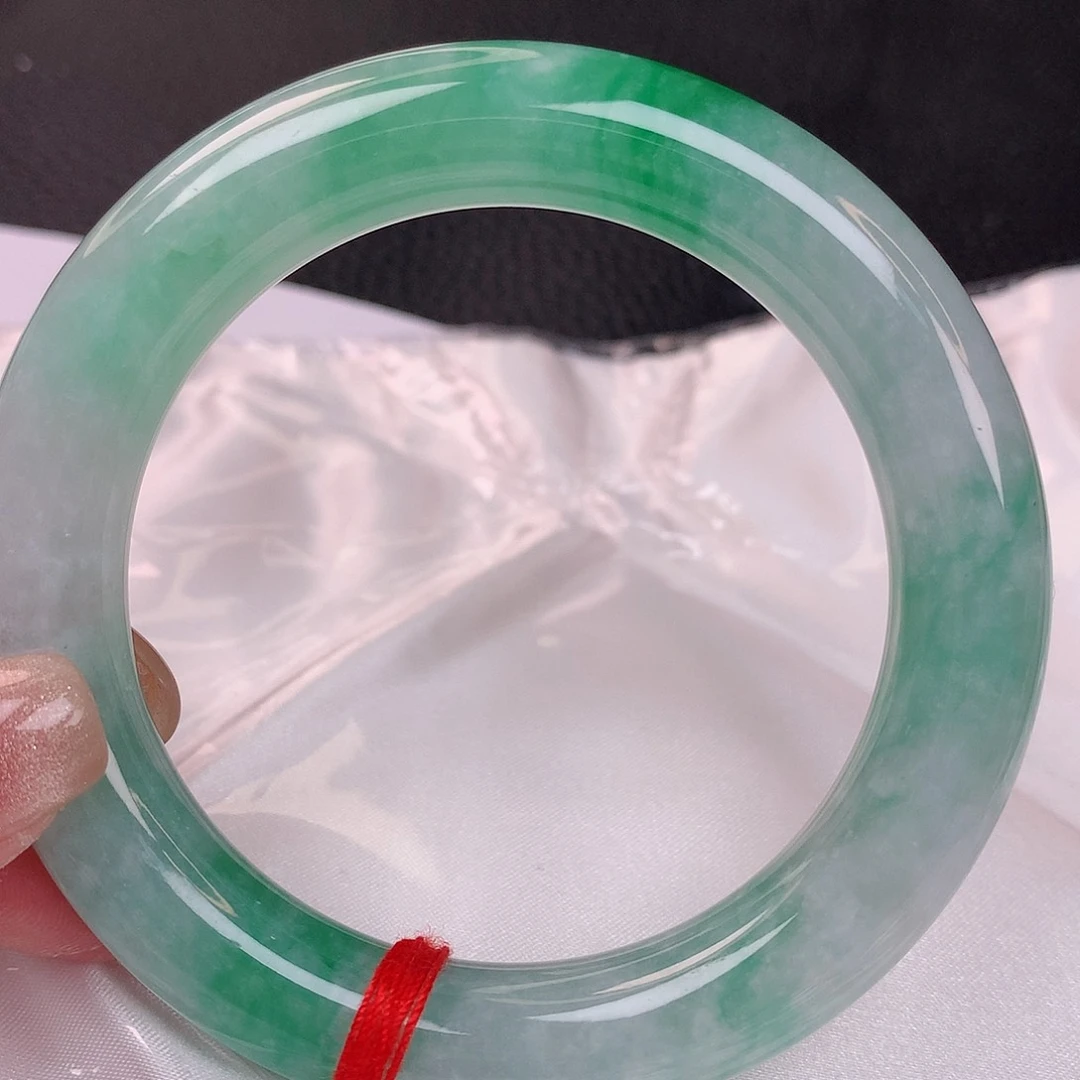 【闪购商品】翡翠手镯未镶嵌54+ 翡翠手镯