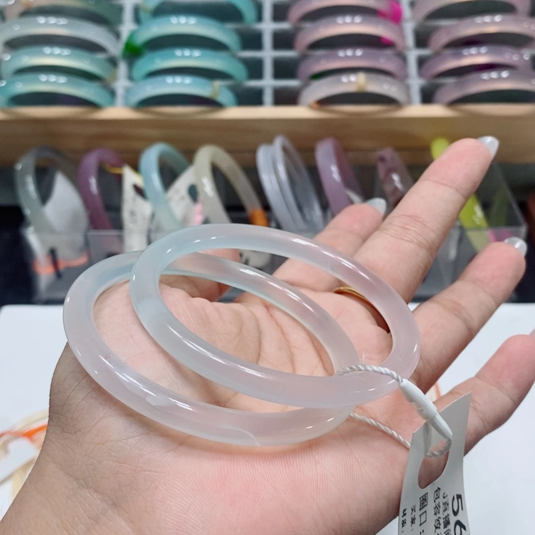 玛瑙/玉髓手镯未镶嵌56815