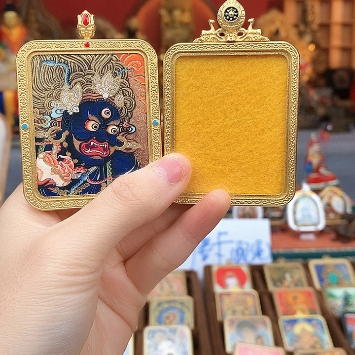 人***步吊坠藏传佛教文化