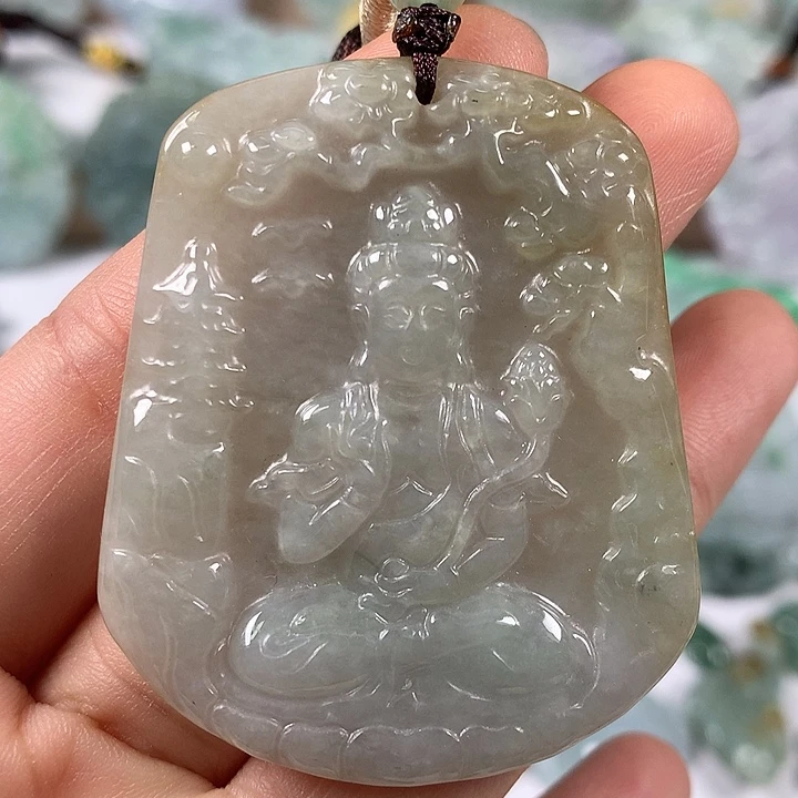 翡翠未镶嵌颈饰大势至菩萨福利