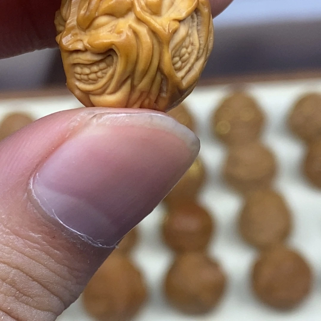吊坠猴头核桃撕裂恶僧