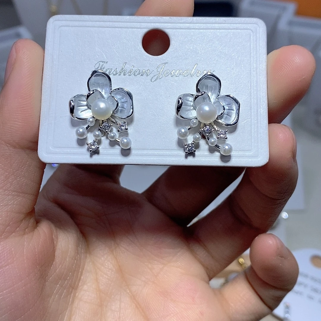 未镶嵌淡水珍珠耳饰