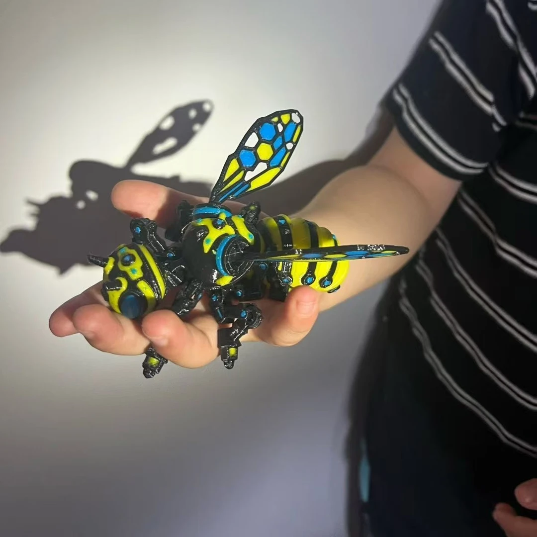 3D打印赛博机械蜜蜂全身关节可动造型自由摆动创意摆件解压玩具