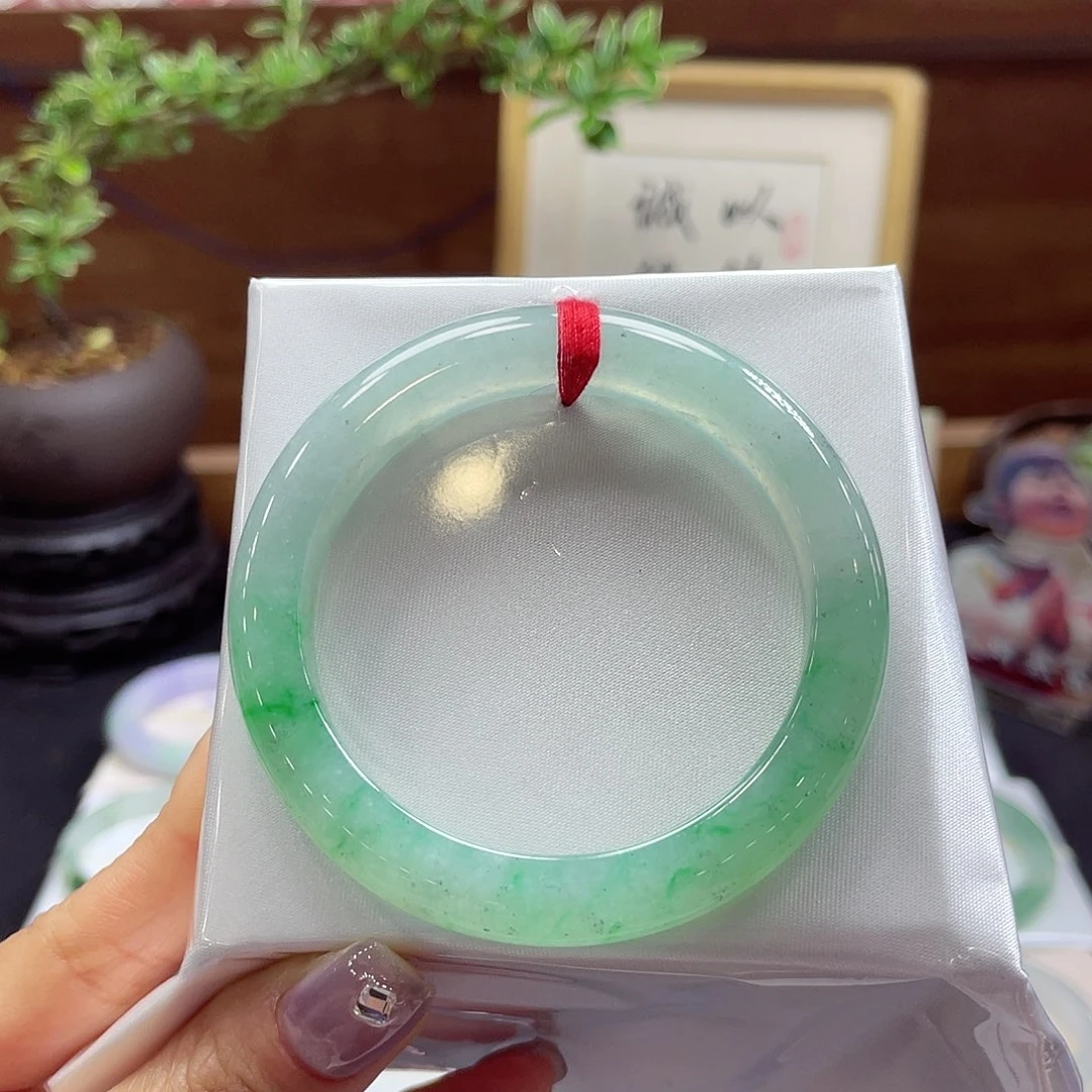 未镶嵌手镯翡翠22 号