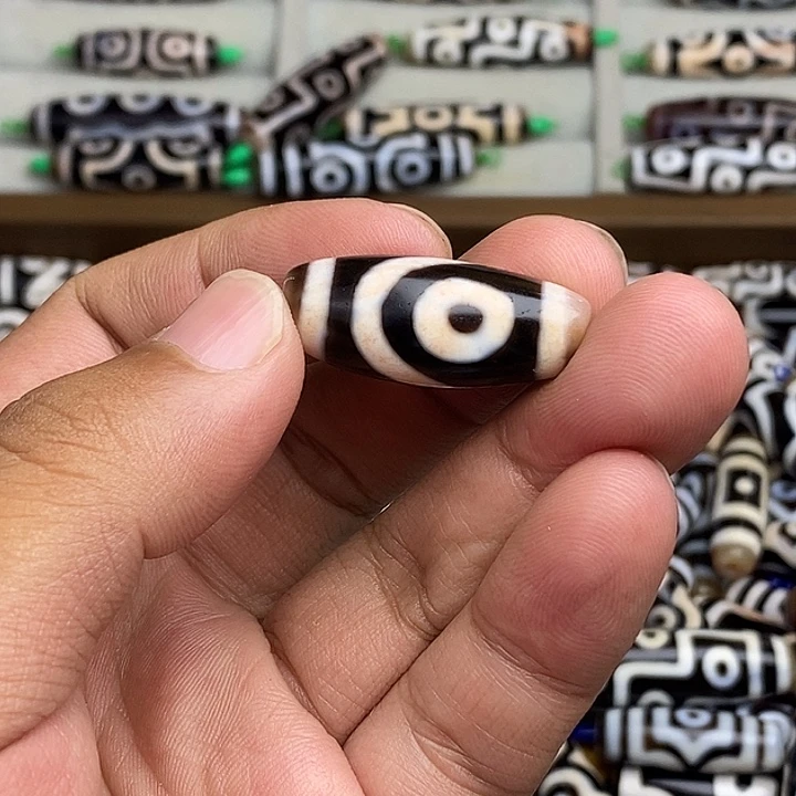 玛瑙/玉髓颈饰未镶嵌颜