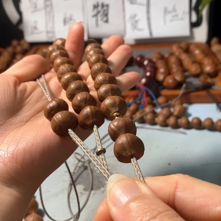 橄榄核手串2141精品蒜头小铁核20+2颗手持