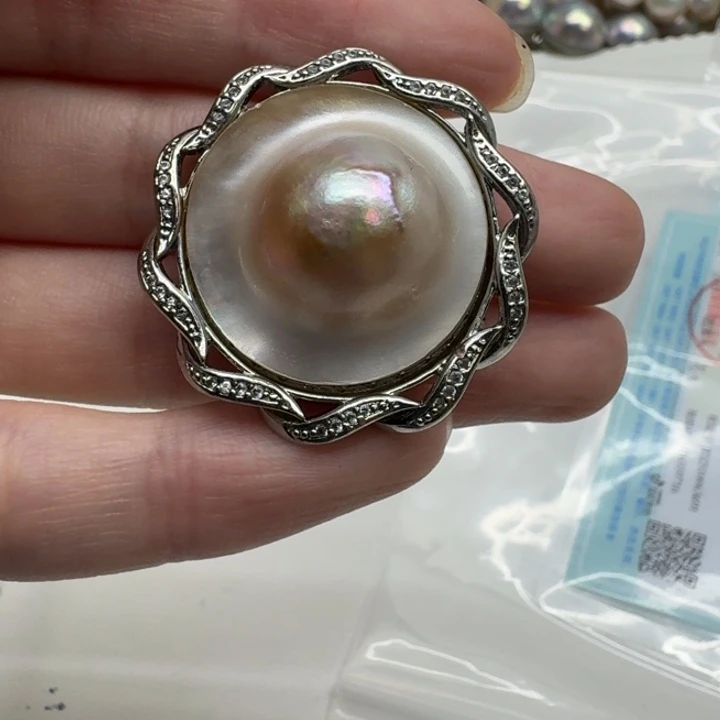 拼合珍珠（马贝珠）未镶嵌胸针