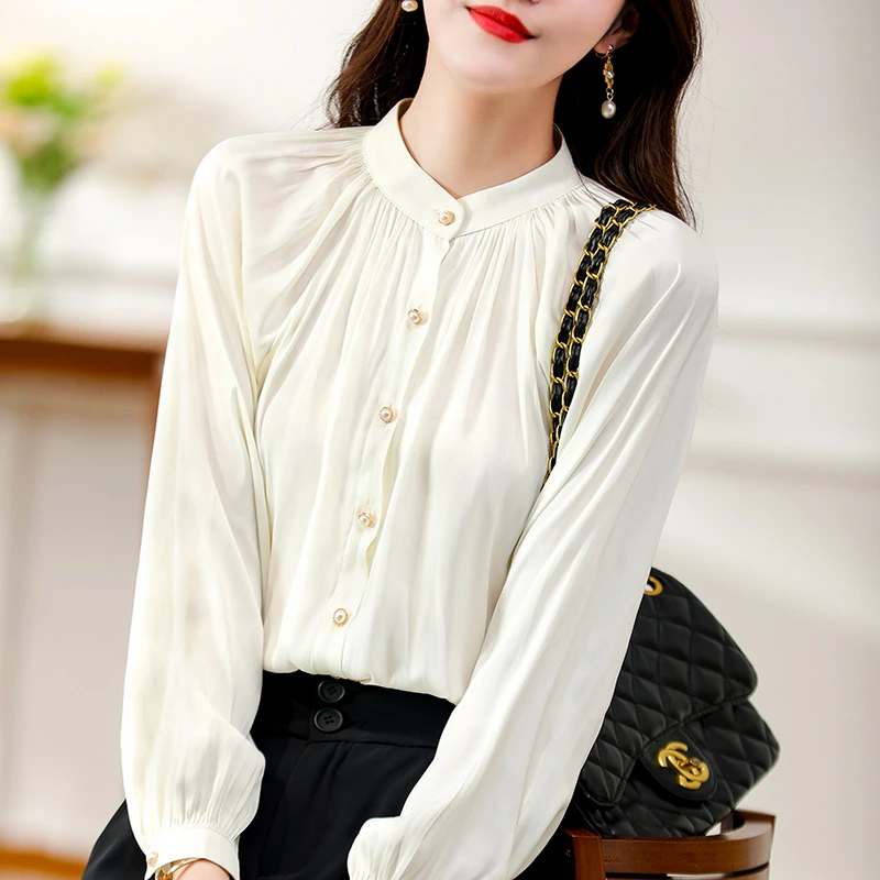 鹭青一白色缎面褶皱衬衫女法式复古立领灯笼袖气质上衣1652