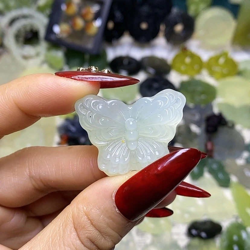 【闪购商品】蛇纹石玉颈饰未镶嵌