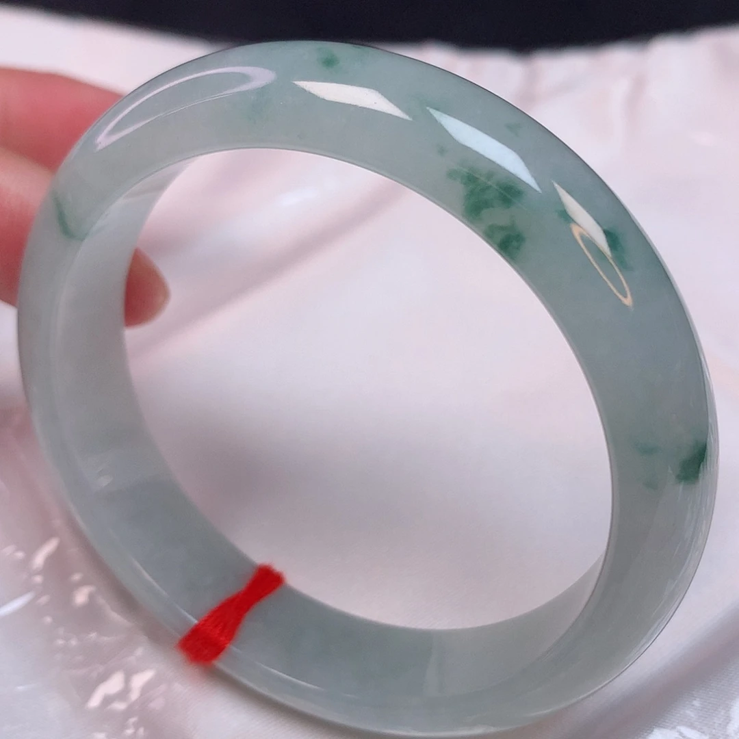 翡翠手镯未镶嵌54+ 翡翠手镯