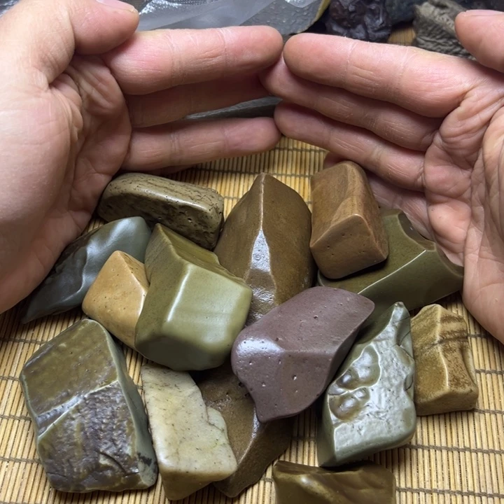 有机玻璃新疆戈壁泥石