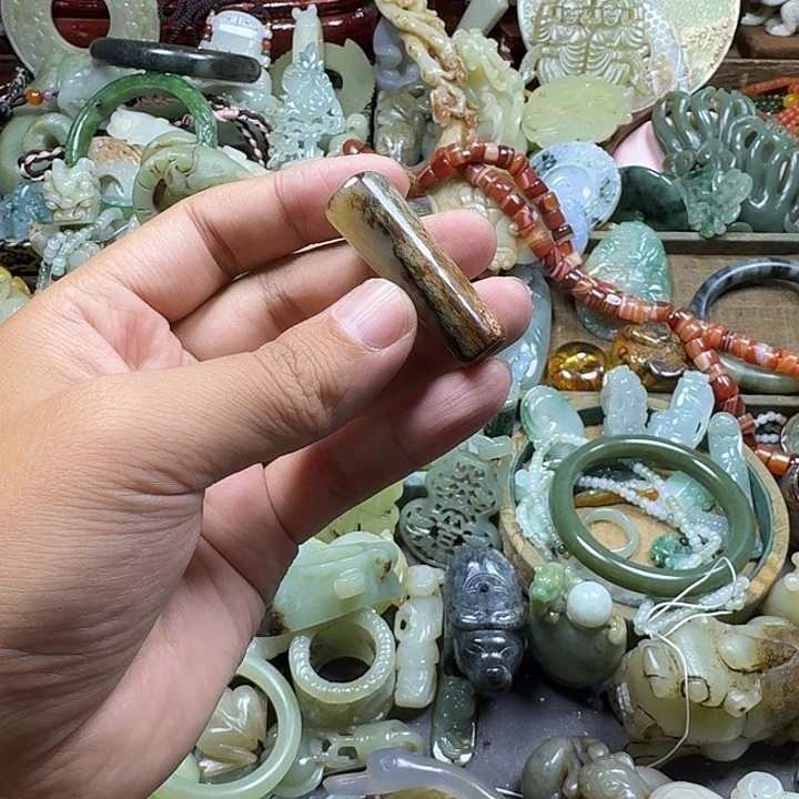 小***舟和田玉未镶嵌挂件