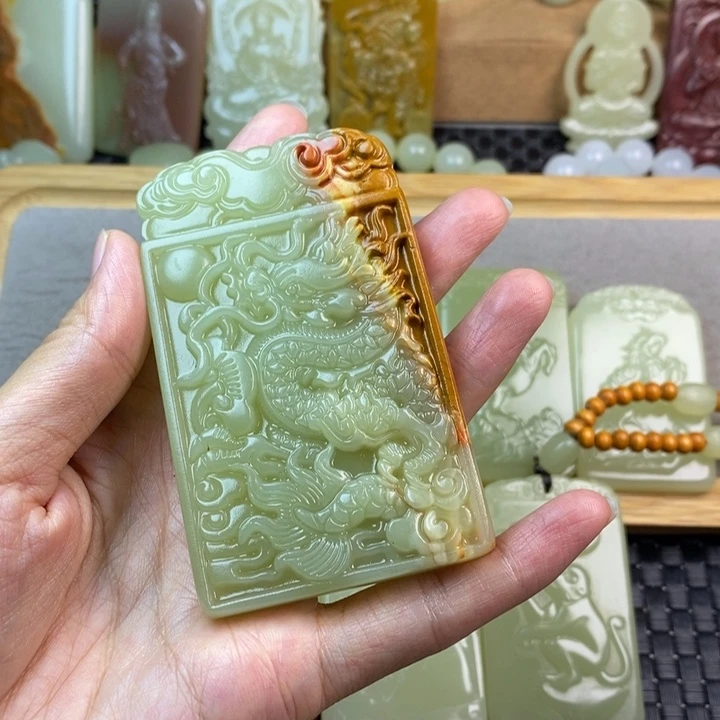 用***月昆仑山料方解玉龙牌