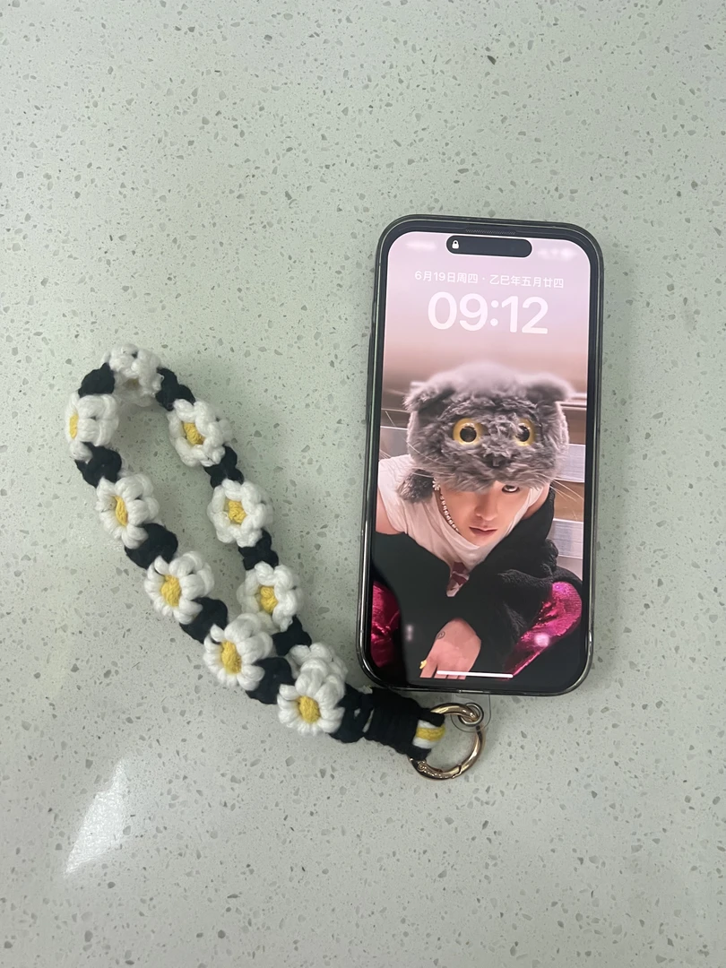 成品手工编织小雏菊花朵手机挂绳文艺时尚防掉手机绳手腕挂链