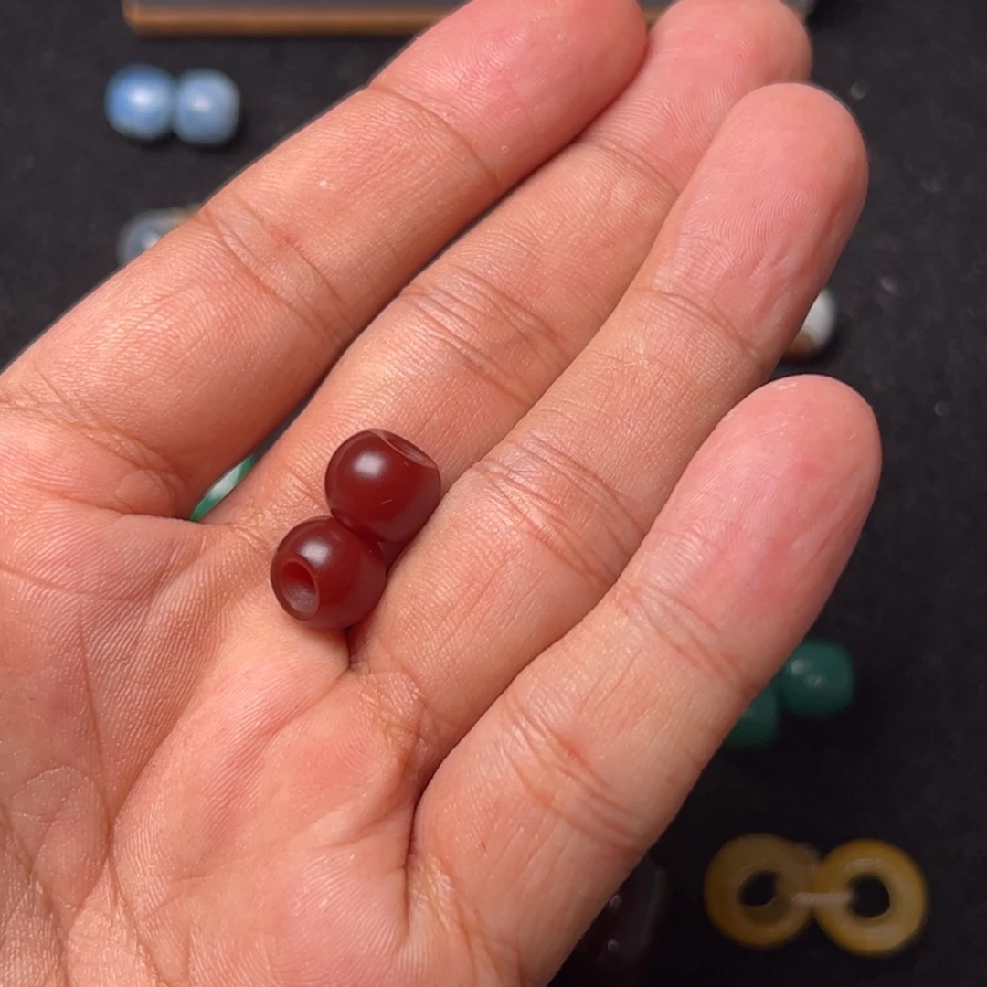 李***烽玛瑙/玉髓未镶嵌配饰