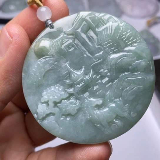 翡翠未镶嵌颈饰翡翠