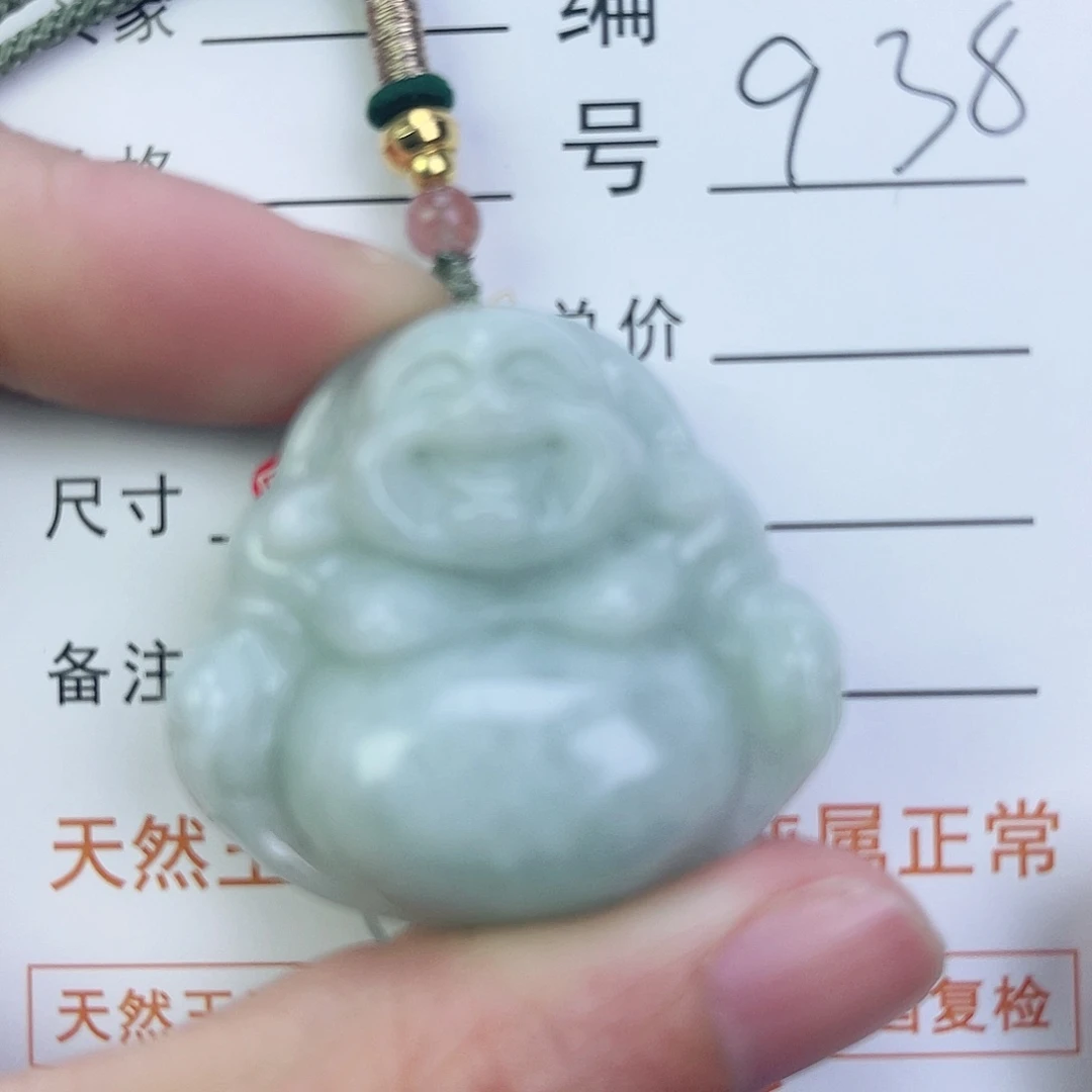 翡翠颈饰未镶嵌佛公