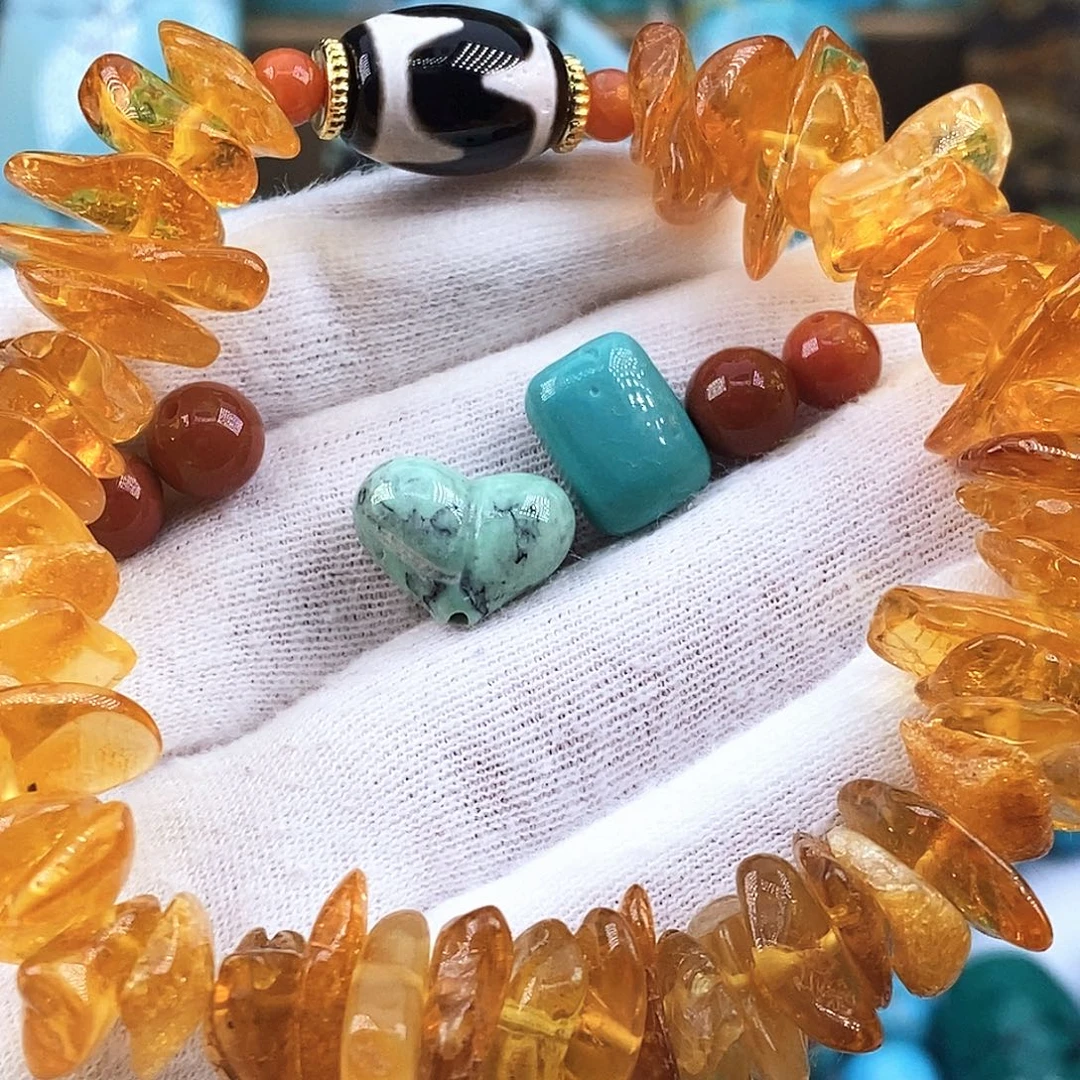 南红玛瑙未镶嵌珠宝奇石