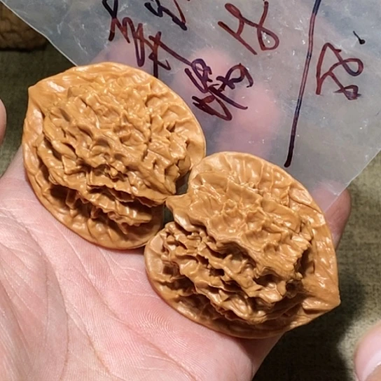 【闪购商品】吊坠文玩核桃奔****?