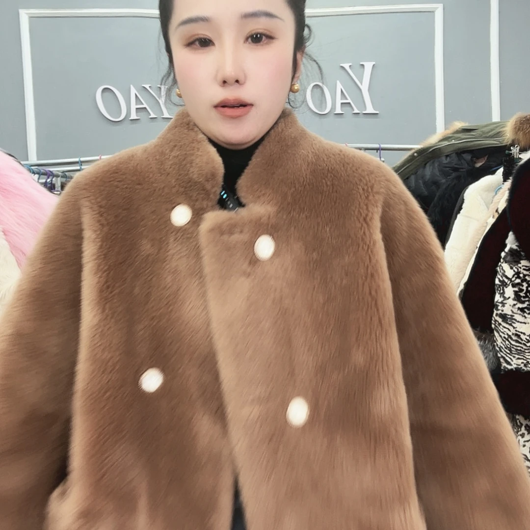 亲姚小妖家高端皮草