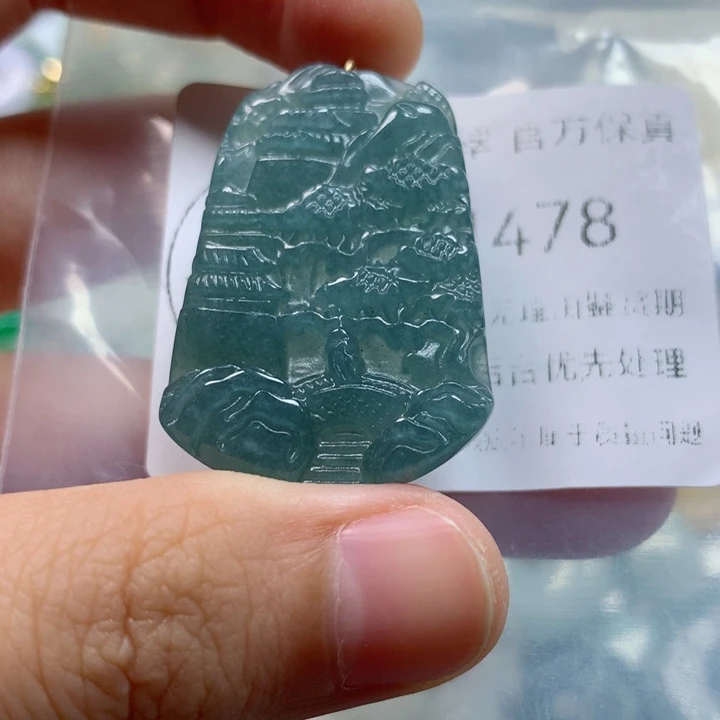 翡翠未镶嵌颈饰翡翠