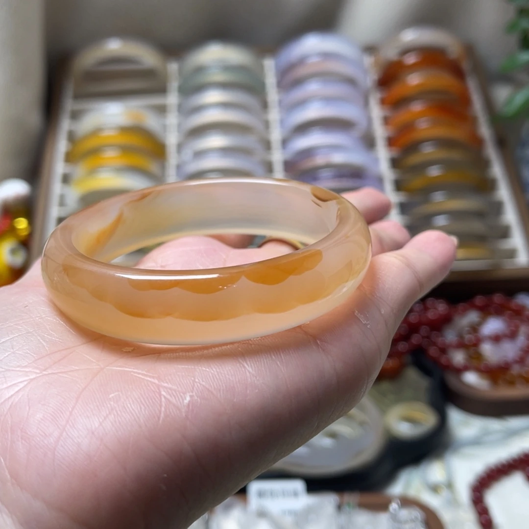 徒***星玛瑙/玉髓未镶嵌手镯