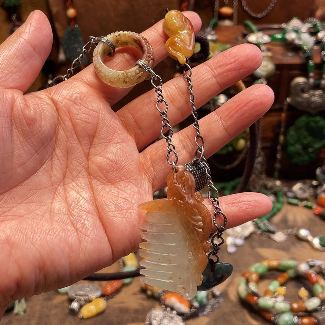 【闪购商品】吊坠(赠链)未镶嵌翡翠