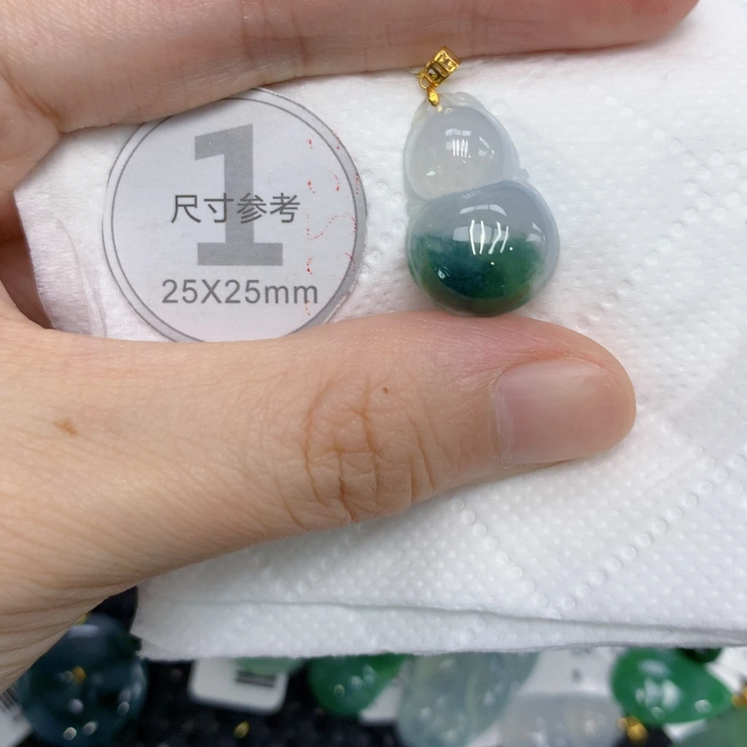 翡翠18K金镶嵌颈饰123456789999