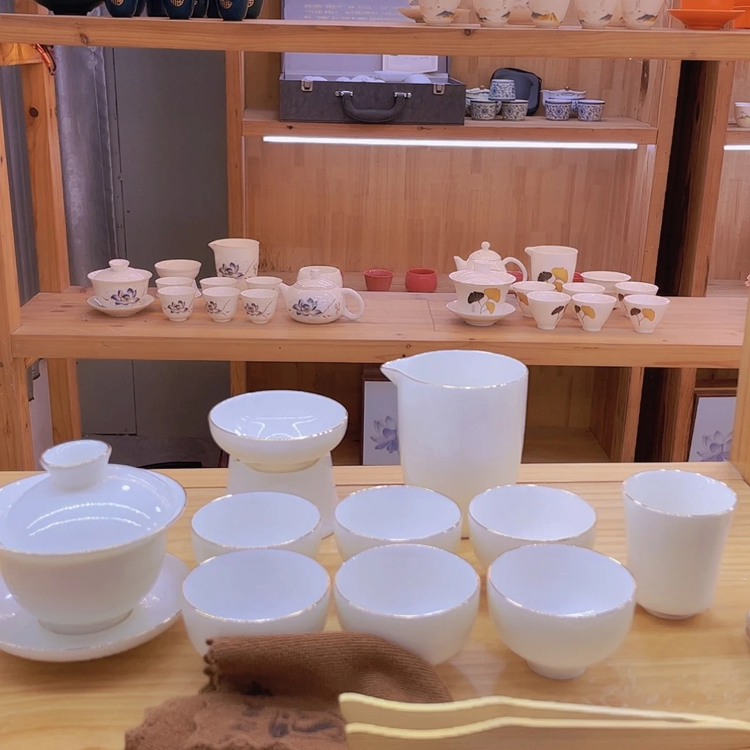 纯白一整套 高足。