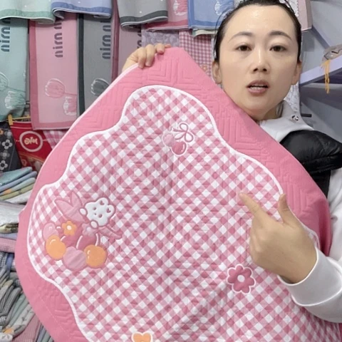 棉特价粉色小格子