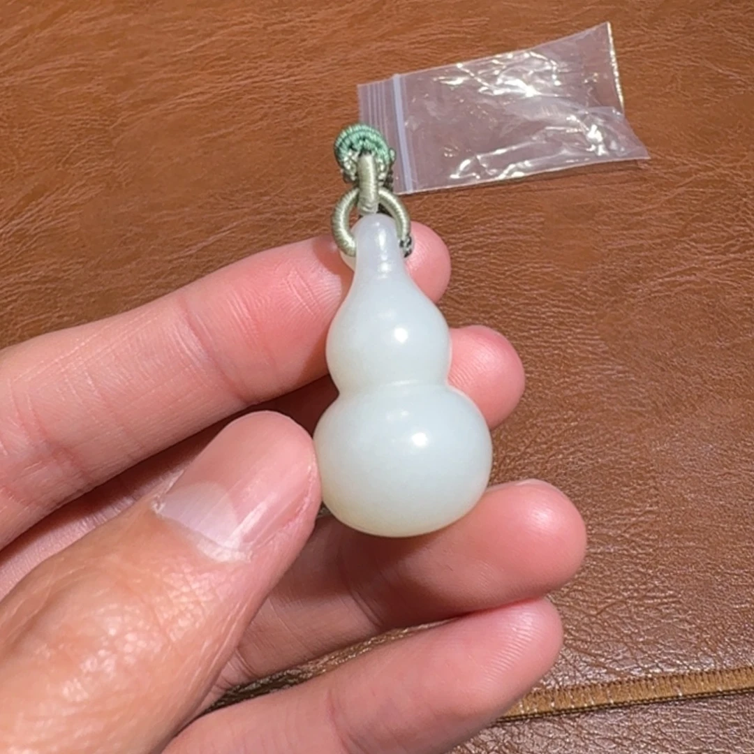 和田玉未镶嵌颈饰14巴哥代购不退多样性发其一