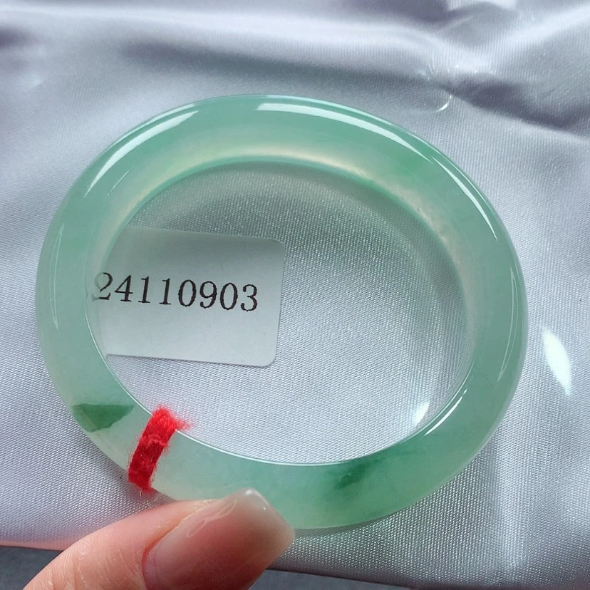 【闪购商品】未镶嵌手镯（贵妃镯）翡翠缅甸天然a货翡翠