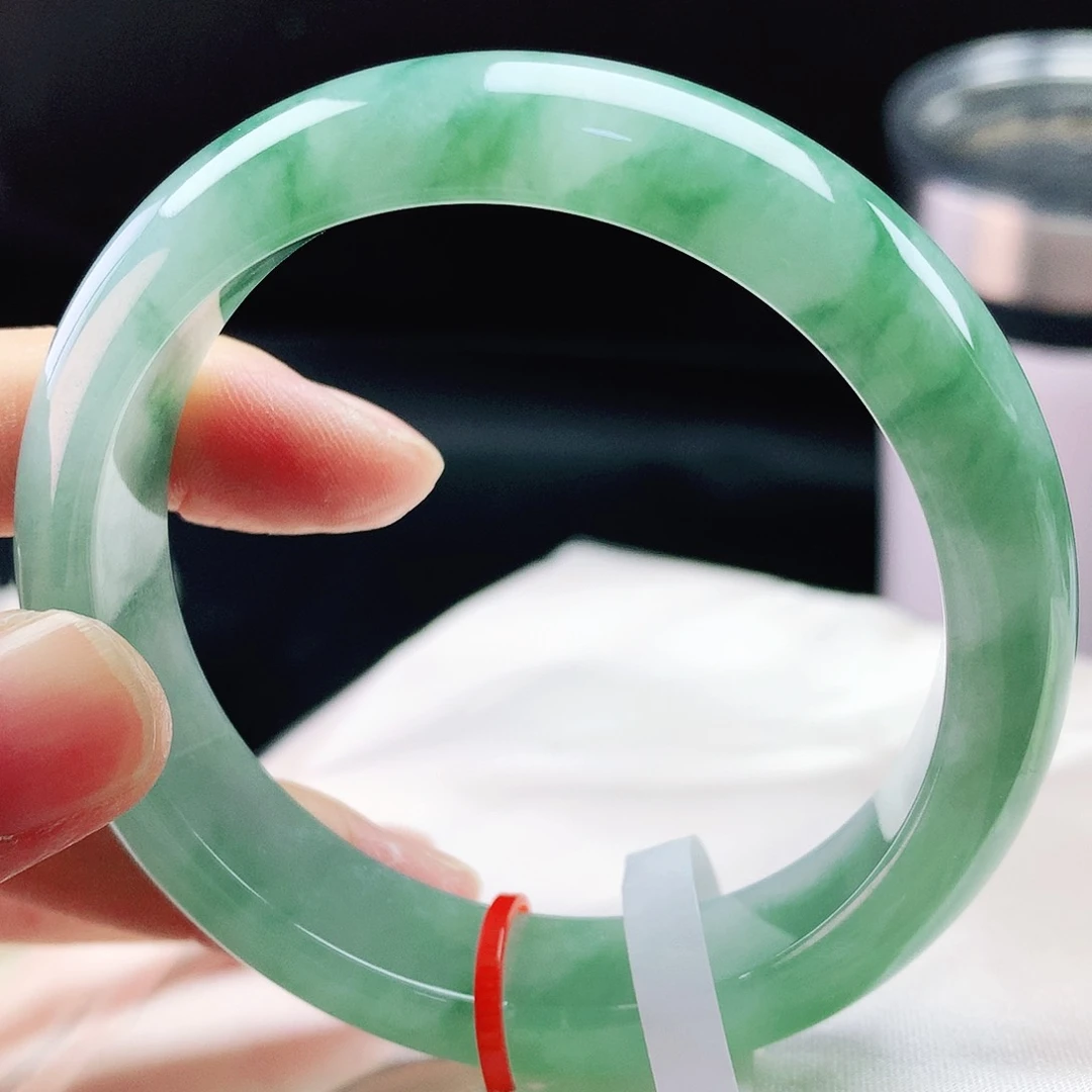 未镶嵌手镯翡翠54圈