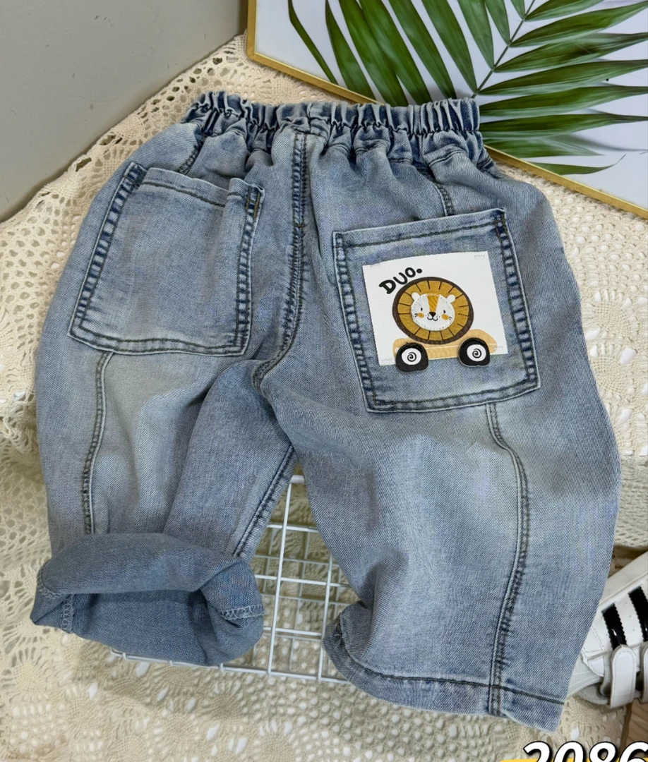 儿童夏款牛仔裤七分