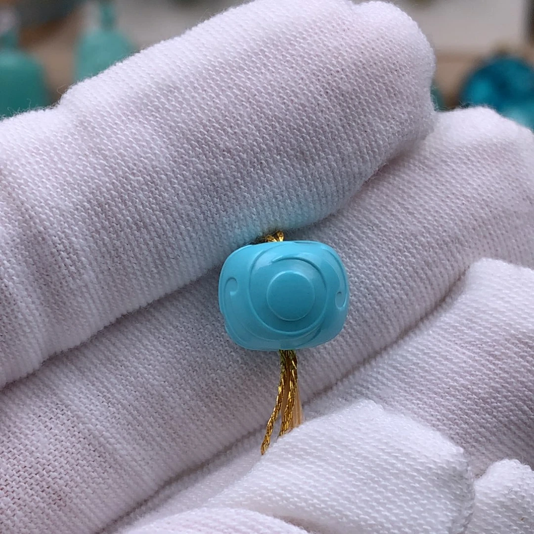 绿松石未镶嵌珠宝奇石11.3