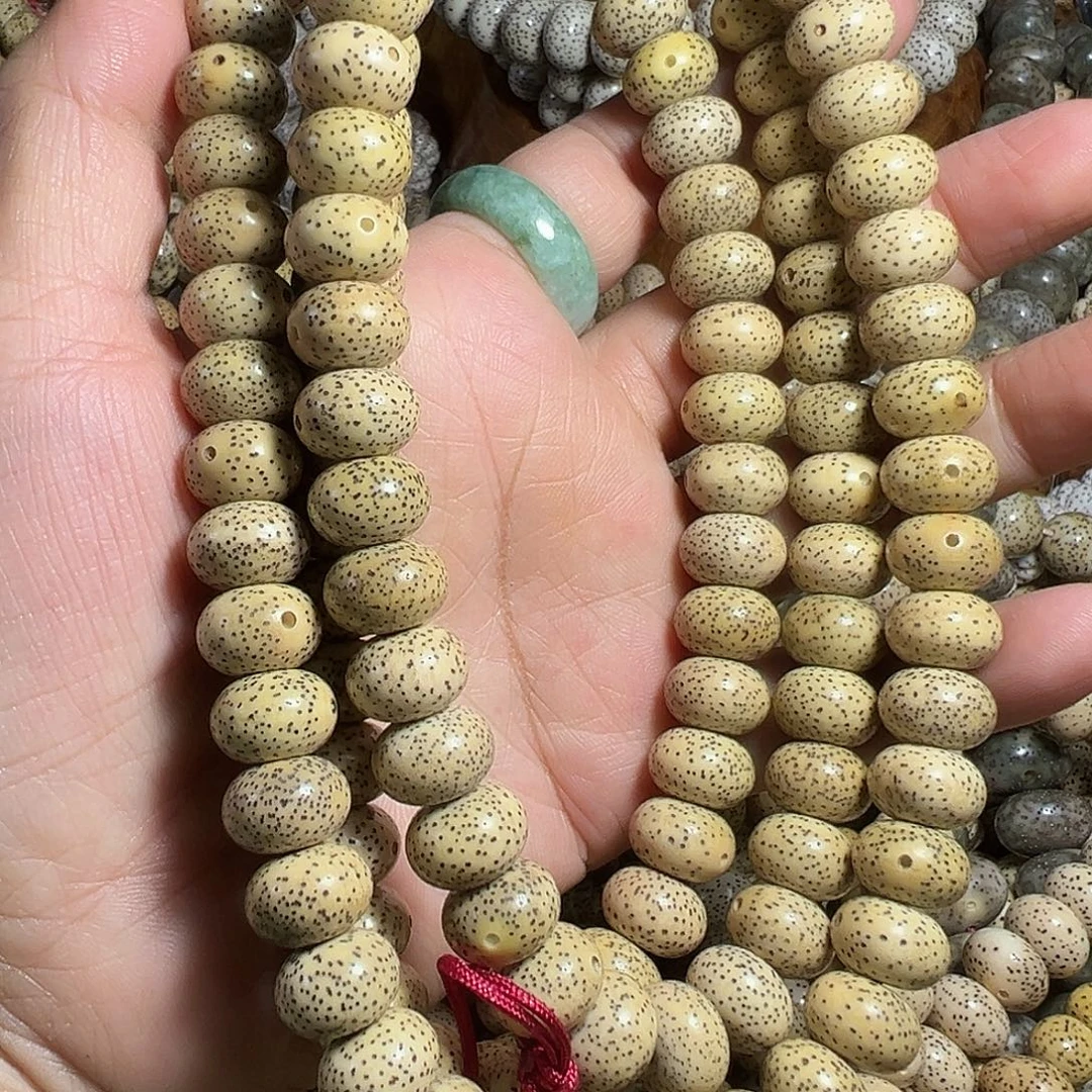 桂***肉星月菩提手串星月菩提原生态