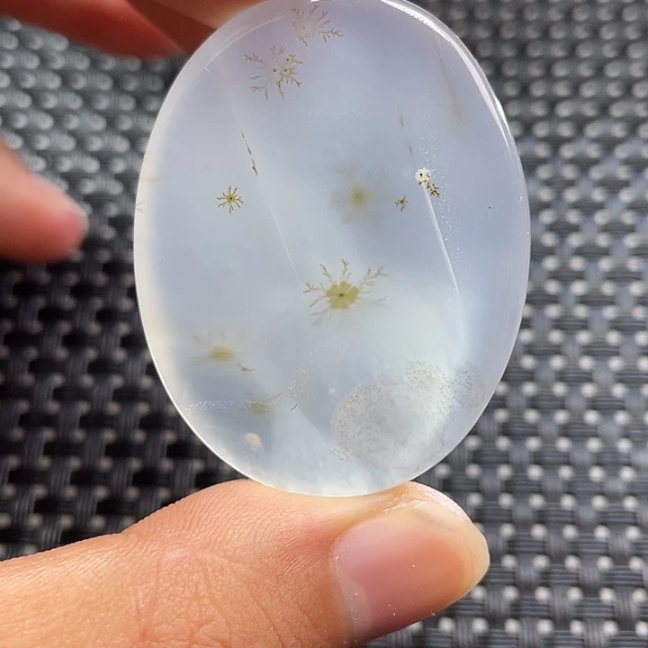 未镶嵌颈饰玛瑙/玉髓海***&