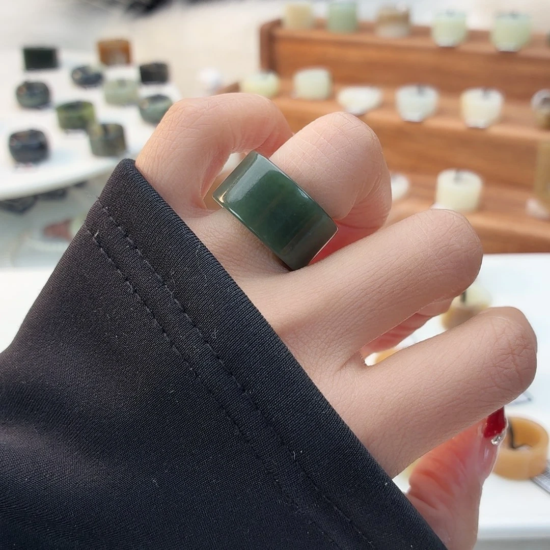 和田玉未镶嵌戒指i52碧绿圆切16.4mm